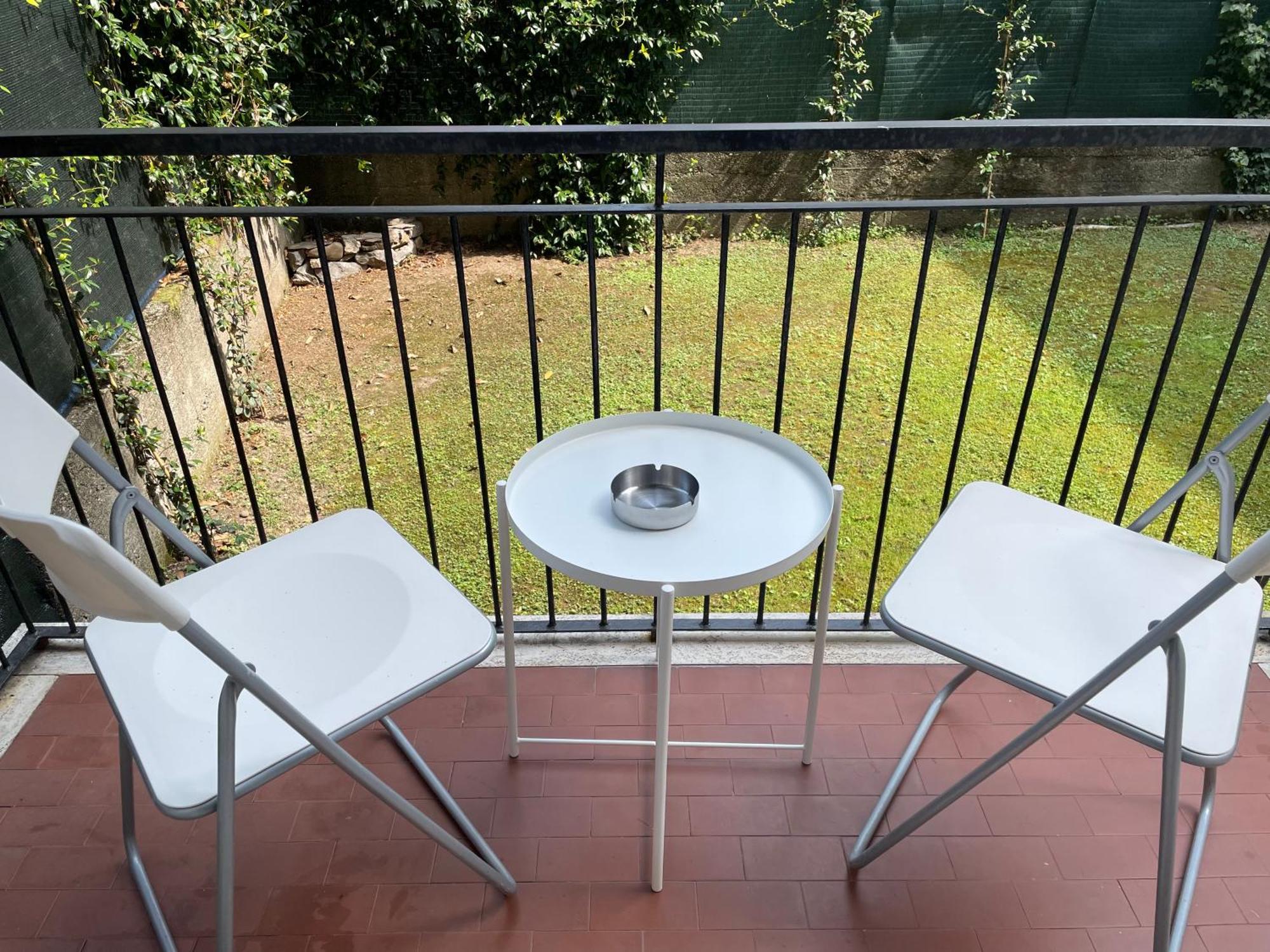 Manubella Appartamento 5 Vani Con Giardino 斯培西亚 外观 照片